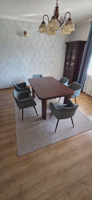 Duży stół rozkladany drewniany