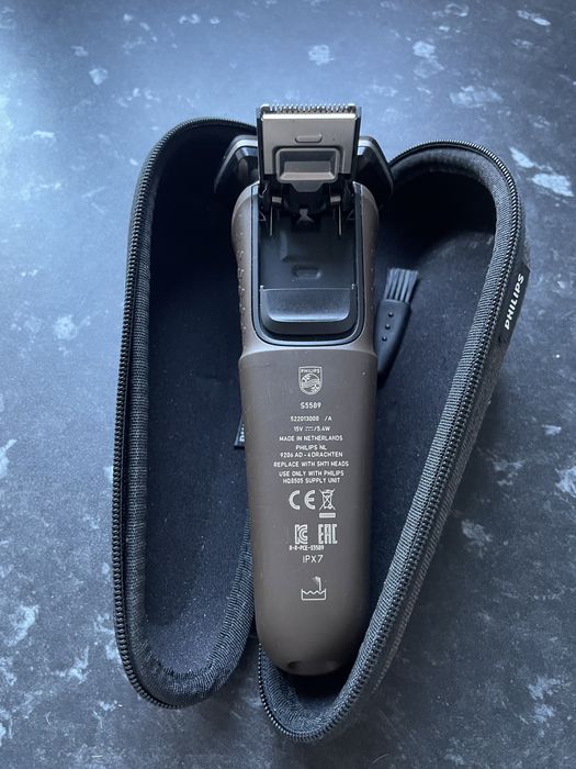 Електробритва Philips S5589
