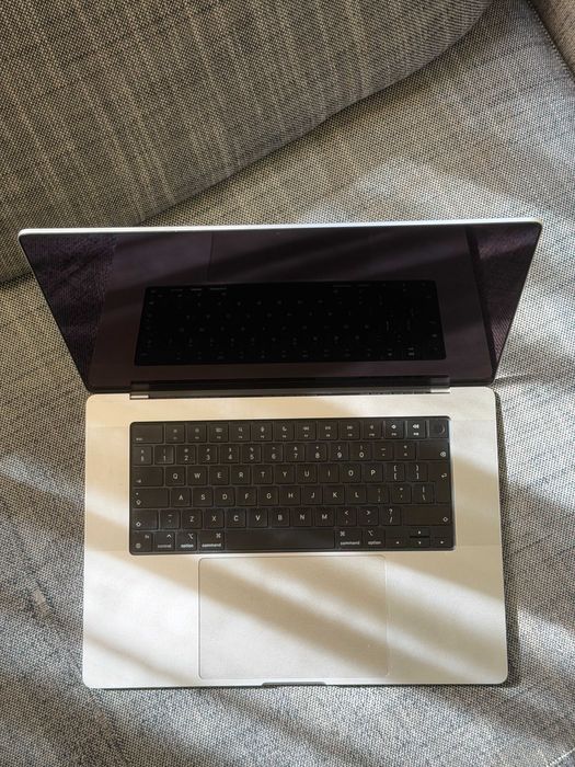 Macbook Pro 16 M1 Pro, Silver, 16/512