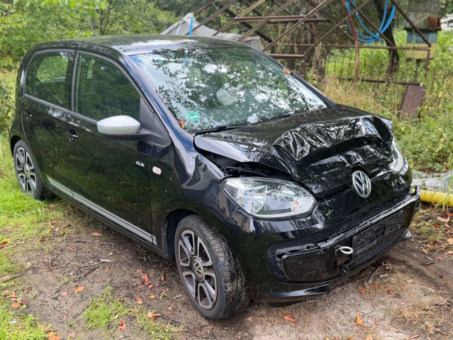 Uszkodzony Volkswagen UP 2015 rok 1.0 MPI/Wersja „CLUB”