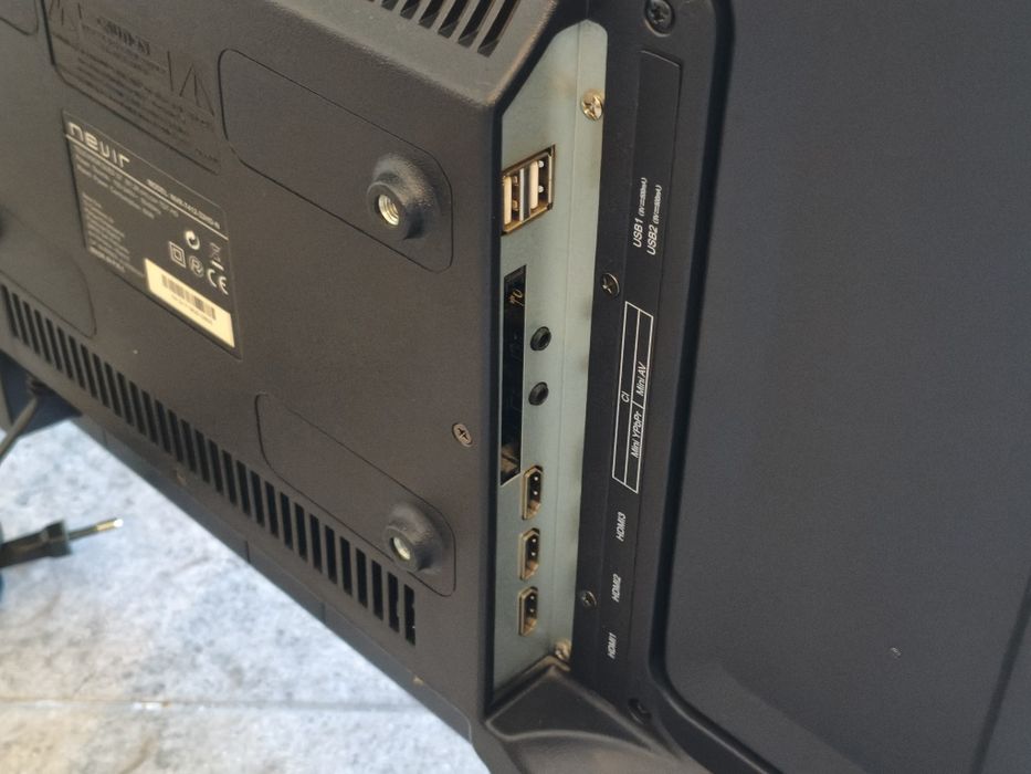 TV Nevir de 32 polegadas