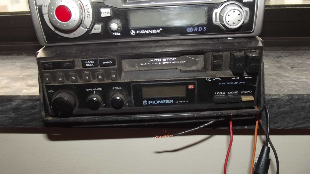 Autorádios da Finner e Pionner