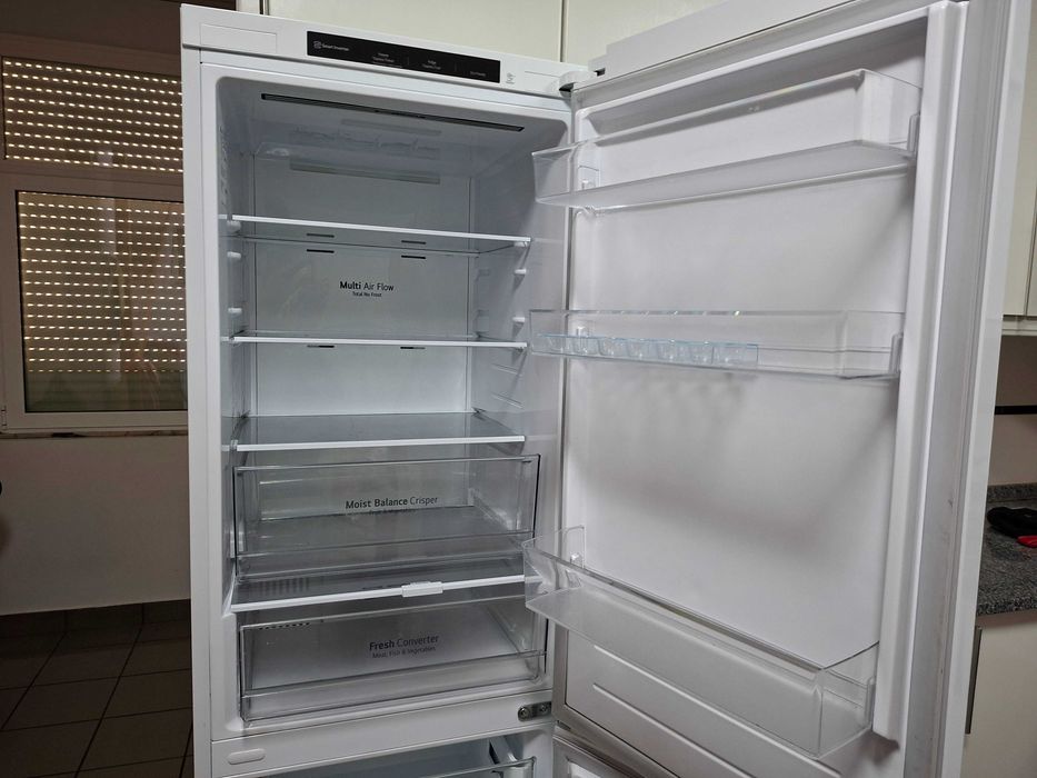 Vendo combinado LG no frost como novo