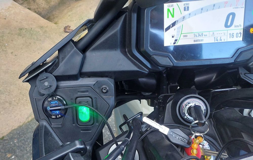 Kawasaki versys 2023