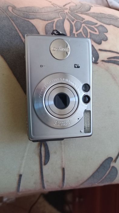 Оригінальний японський фотоапарат Canon ixus V.3 3.2 Mp