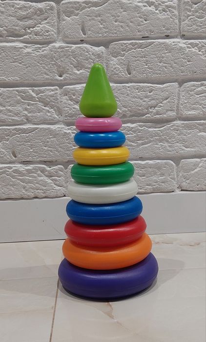 Дитяча піраміда          .