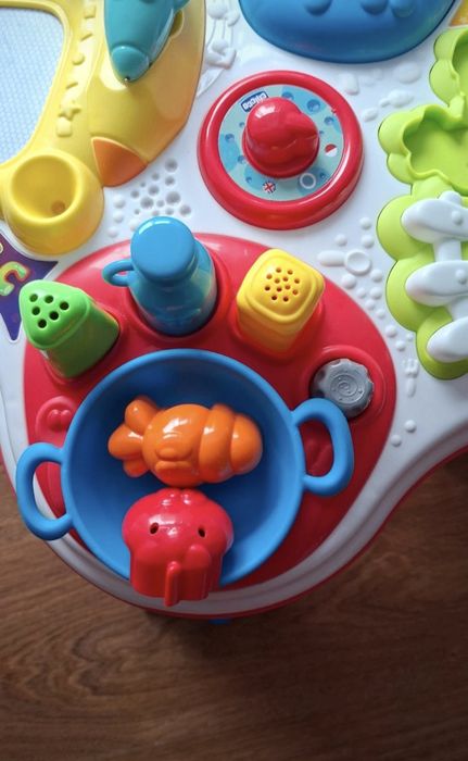 Stolik interaktywny dla dzieci chicco