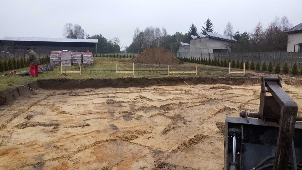 Uslugi koparko-ladowarka