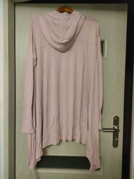 Tunika z otworem na kciuk