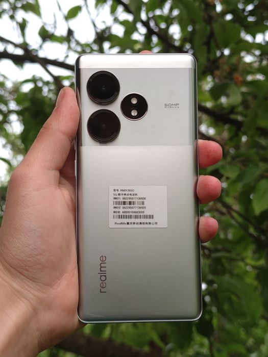 Realme GT Neo6 SE