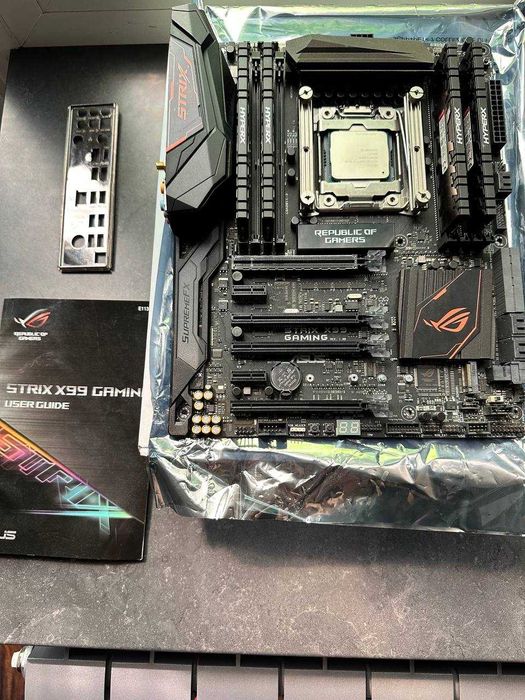 ASUS ROG Strix X99 + Intel i7-5820K (6/12): 5 499 грн