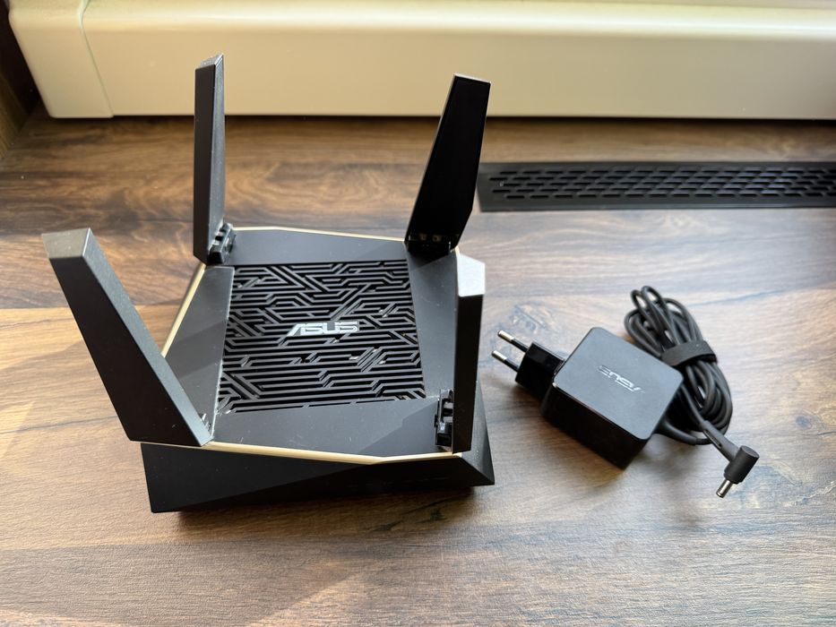 Router ASUS RT-AX92U Wi-Fi 6 Trzyzakresowa Sieć AX6100 System Mesh