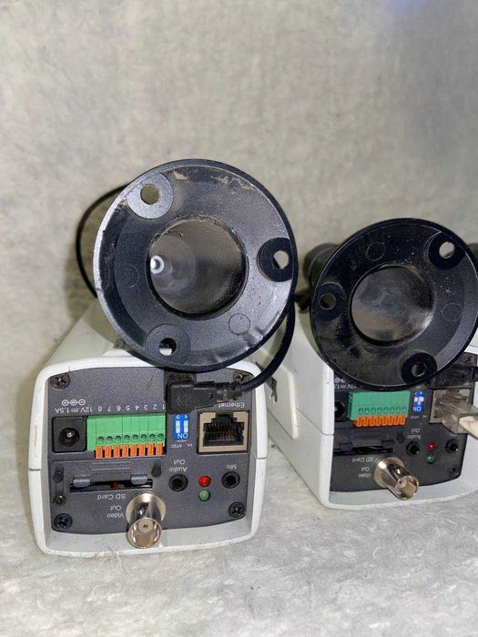 IP-камери Vivotek IP8151 з об'єктивами Computar/Fujinon