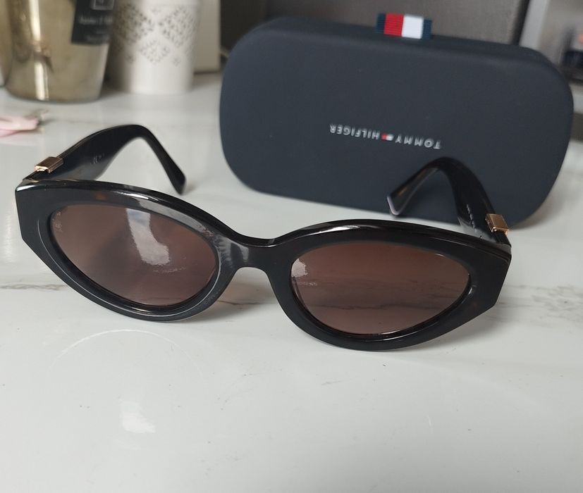 Óculos de sol Tommy Hilfiger