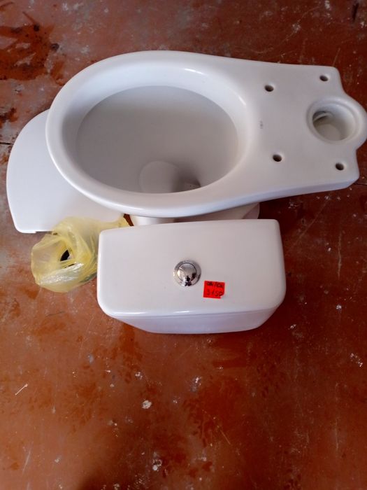 Продам новий унітаз каскада компакт з бачком  ціна 2700, торг