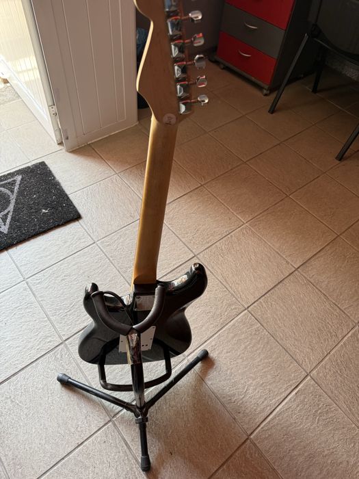 Guitarra elétrica