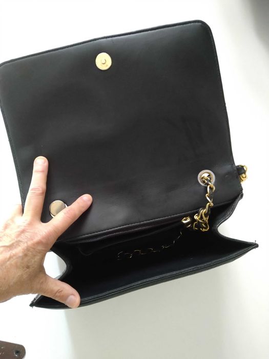 Carteiras  (Preta e colorida)