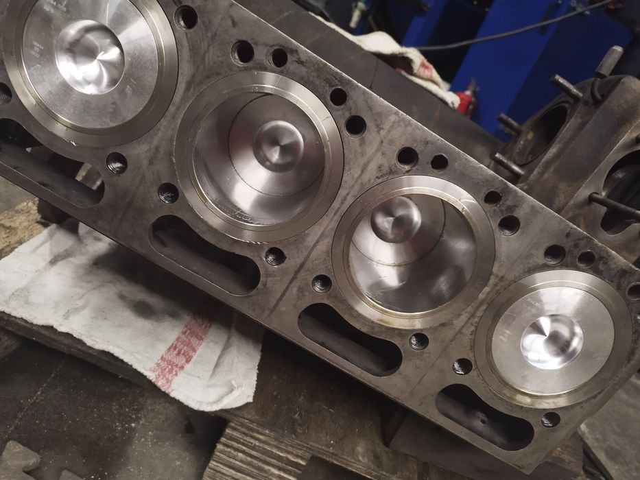 Naprawa silników ciągników c330, c360, t25 itp Perkins deutzfahr itp