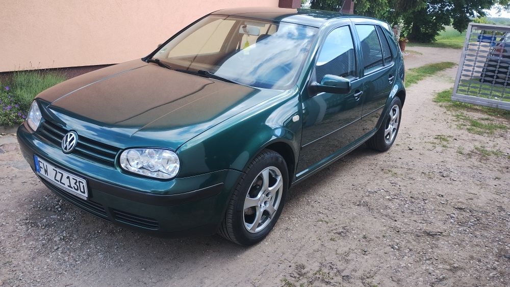 Sprzedam Volkswagen Golf IV ## sprowadzony ## alusy## bezwypadkowy ## jeden właściciel ## 133tys. km  ## Okazja! #