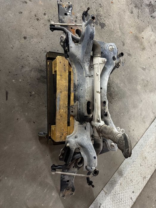 Sanki Mcpherson Rav4 IV lift hybryda