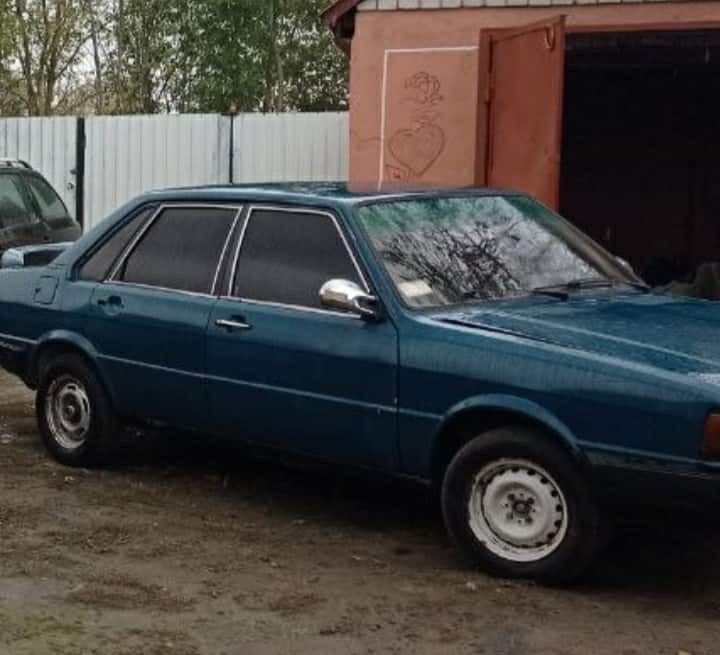 Продам       ауди 80.