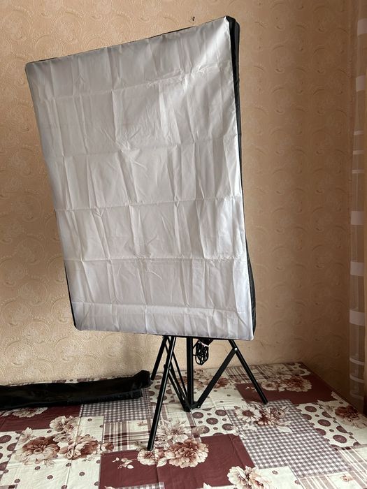 Софтбокс 50х70 см з патроном  для постійного світла та стійка 2,2 м