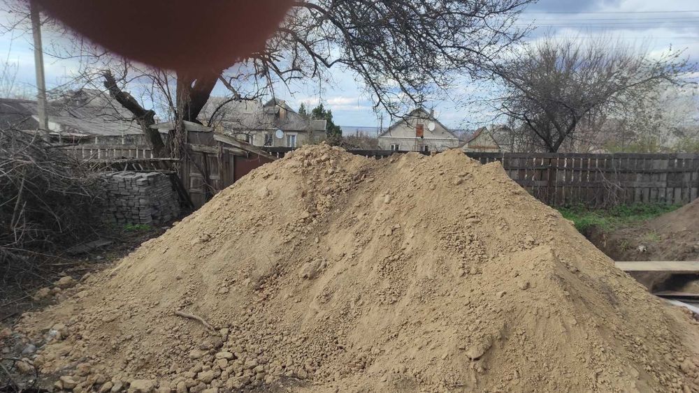 Глина даром самовывоз район тупика трамвая 4