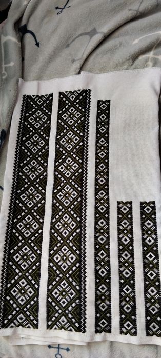 Вставки ручної роботи