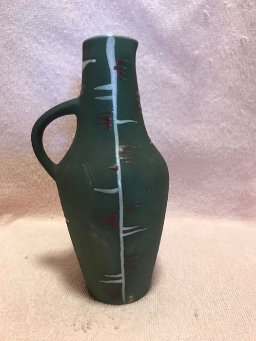 Unikat. Zielony, zabytkowy wazonik