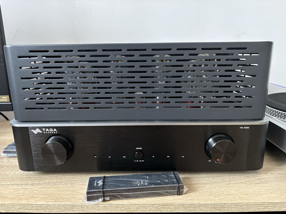 Wzmacniacz lampowy Taga Harmony KT88