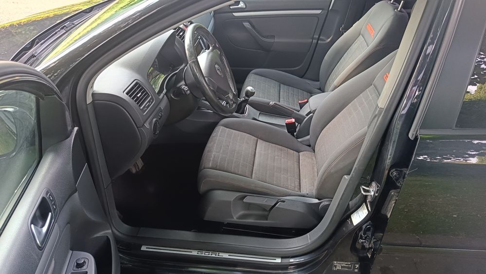 Volkswagen Golf V 2006 2.0 TDI 140 KM