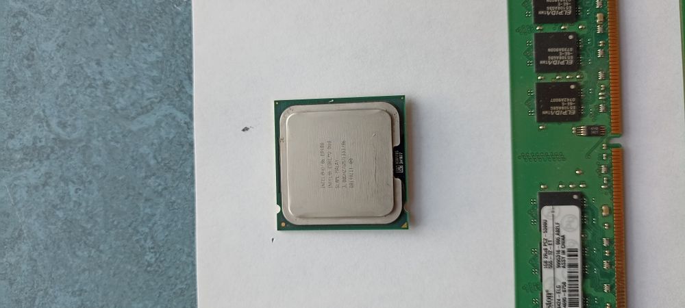 Комплект для ПК/Сервера:Процесор Intel Xeon та 4Пл.Оперативної Пам'яті