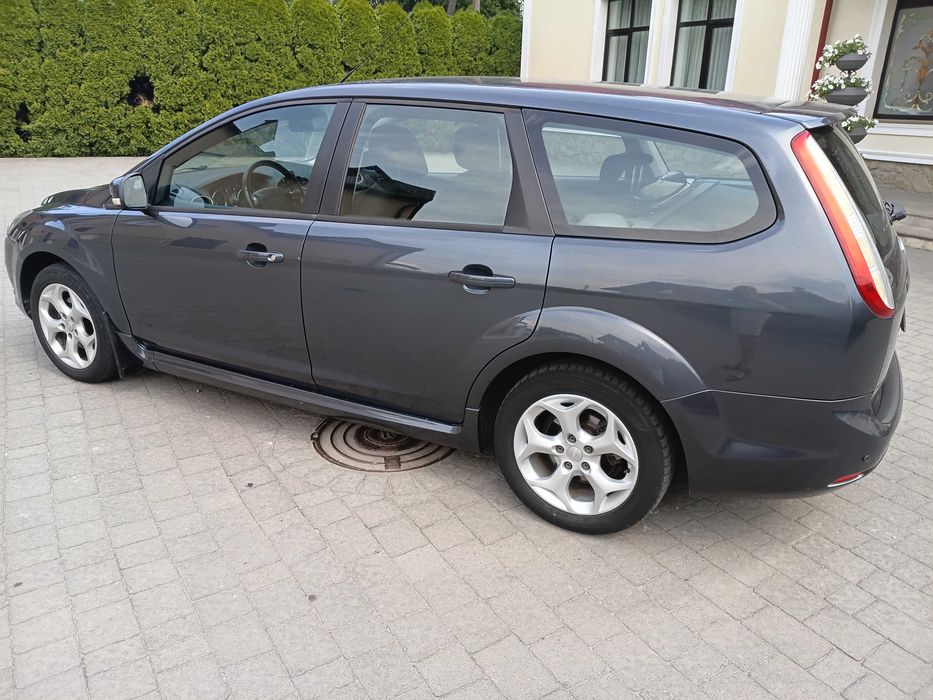 Автомобіль Ford Focus Titanium