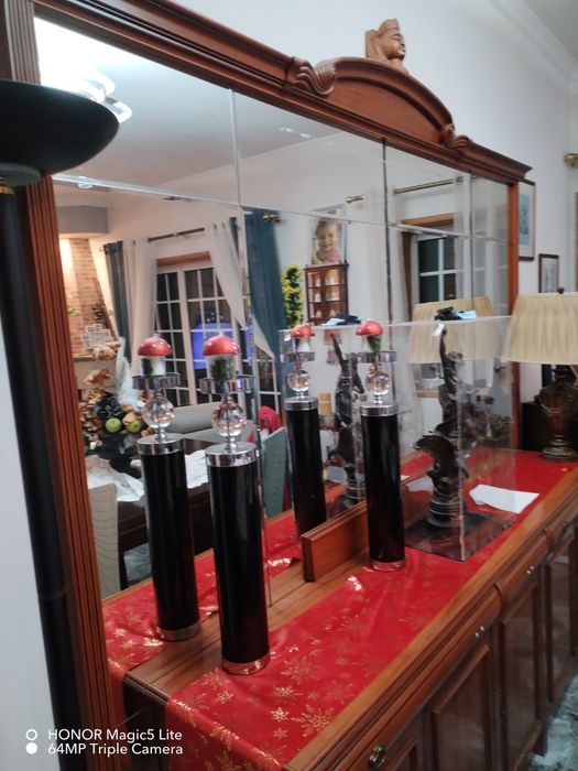 Movel de sala por motivos de mudanca vendo muiyo espacoso