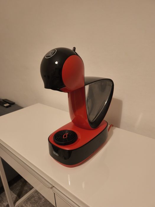 Maquina de café Doce Gusto De'Longhi