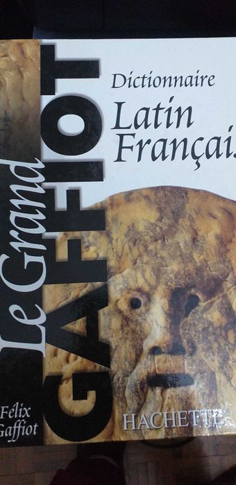 Dicionário latim francês