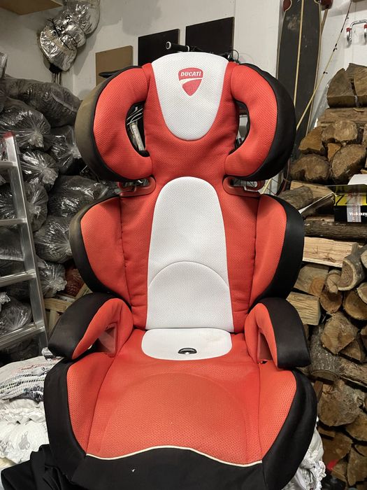 Cadeira auto Ducati