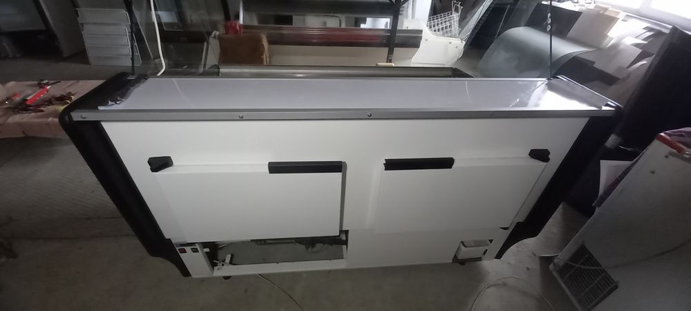 Холодильна вітрина, холодильник, морозилка, холодильна гірка, регал