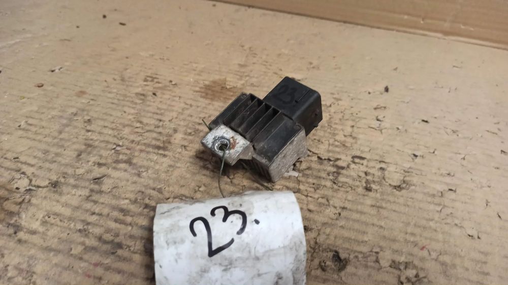 # PRZEKAŹNIK ŚWIEC ŻAROWYCH PEUGEOT / CITROEN  nr 9640469680