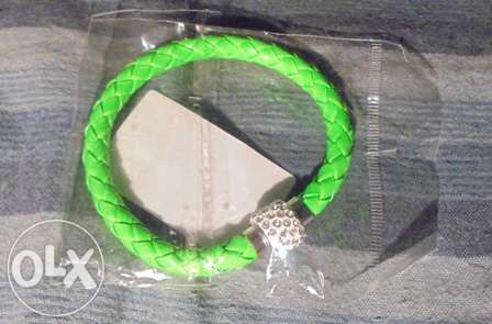 Pulseiras novas lindas