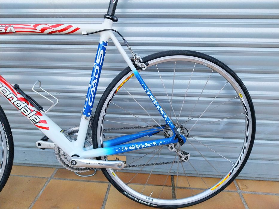 Bicicleta de estrada Cannondale Caad 5