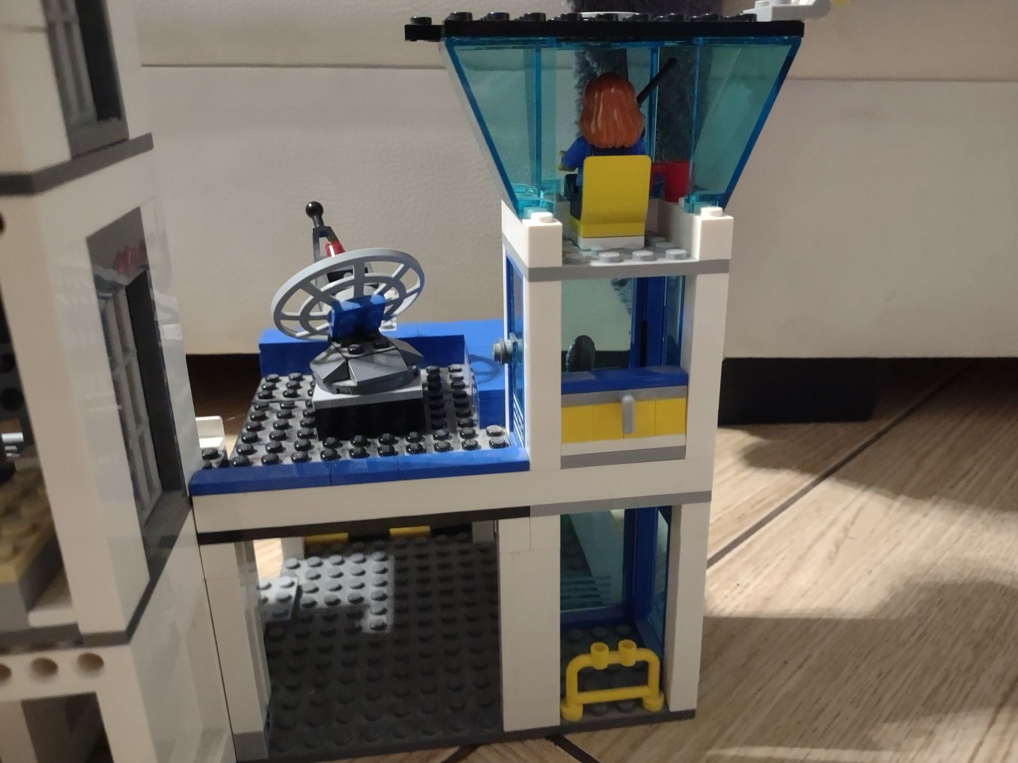 Lego 60047 cena sale