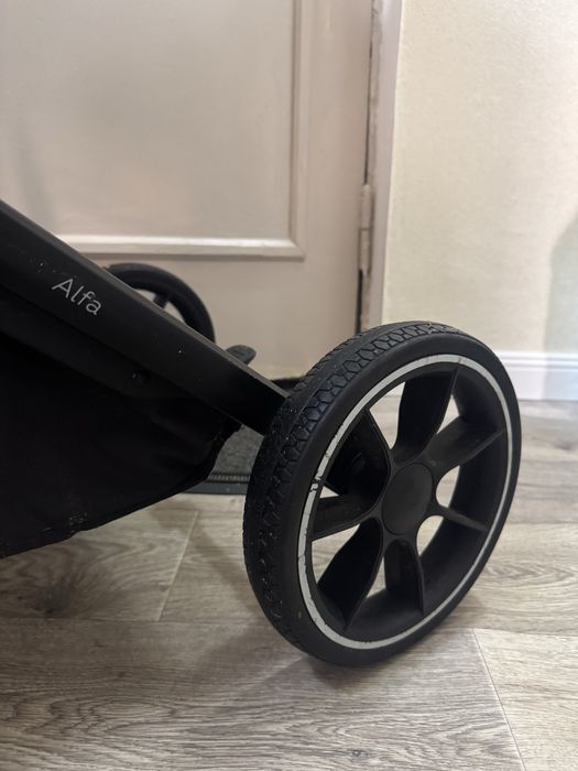 Продам коляску Carella Alfa 2 в 1