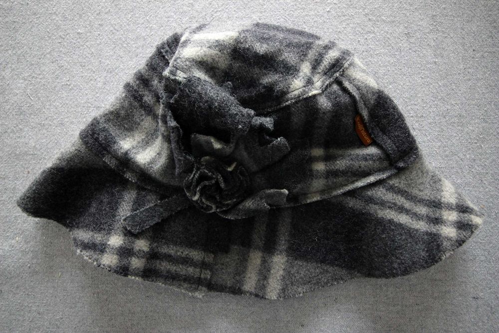 Grey Checkered Hat with Wool Felt Flower Detail