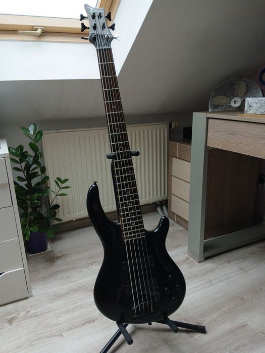 Dean Edge Q6 gitara basowa 6 strun