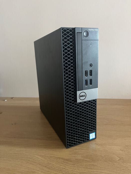 Komputer stacjonarny Deel