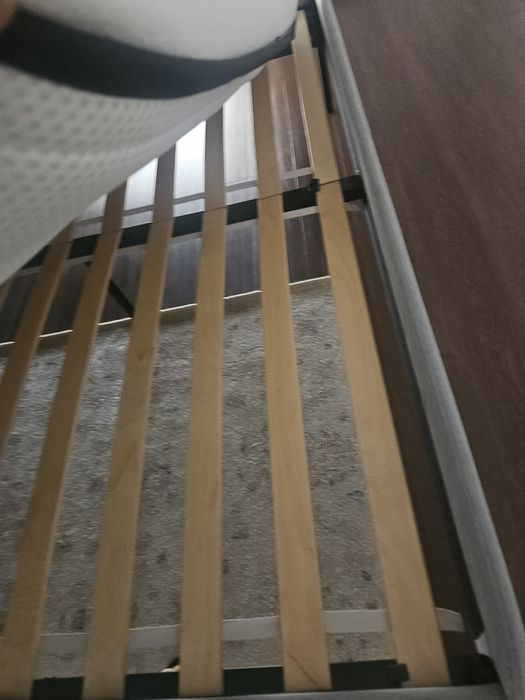 Cama+colchão 160cm