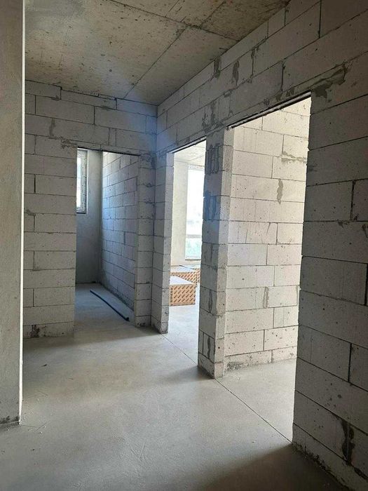 Продається 1-но кімнатна квартира  у клубному будинку - 52 м².  Єоселя
