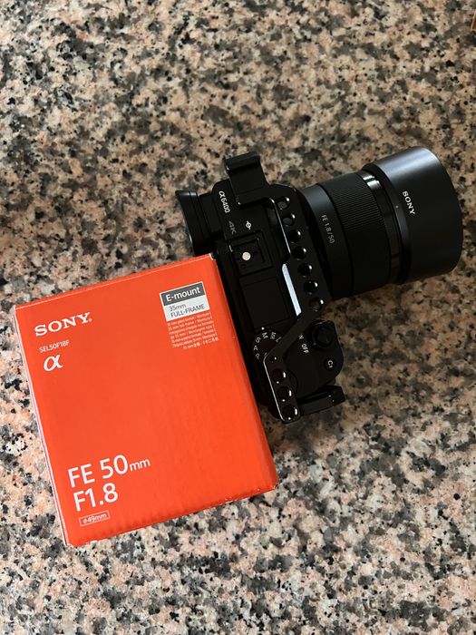 Sony a6400+50mm f1.8 e 16-50mm