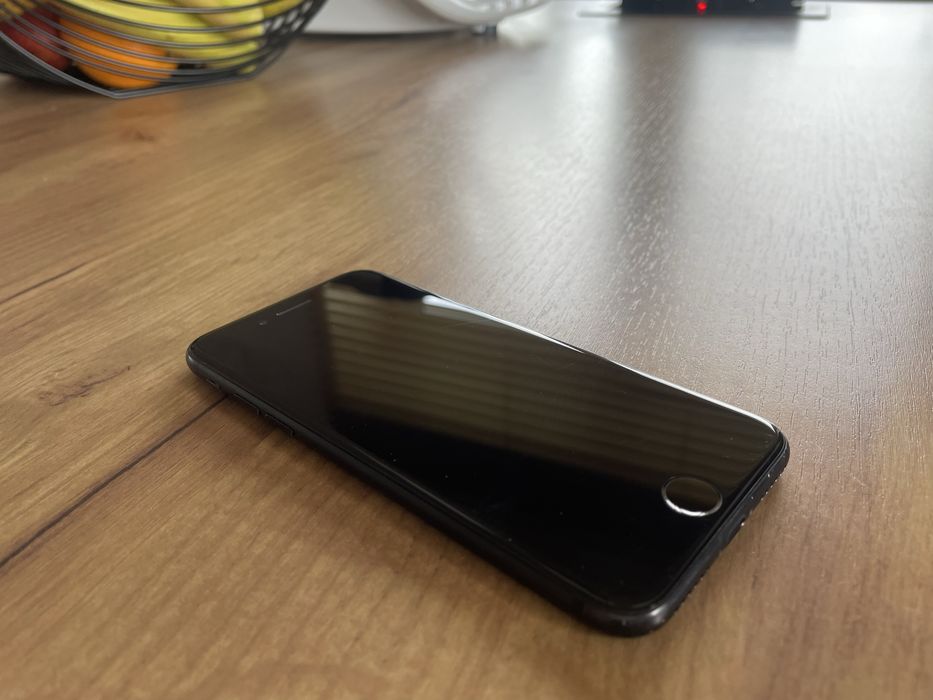 Iphone 7 32gb czarny apple